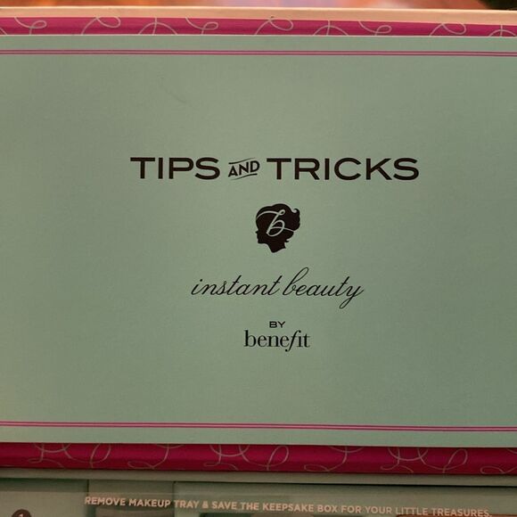 How to look the best at everything (Med) Flawless Complexion Makeup Kit Benefit - Picture 5 of 7